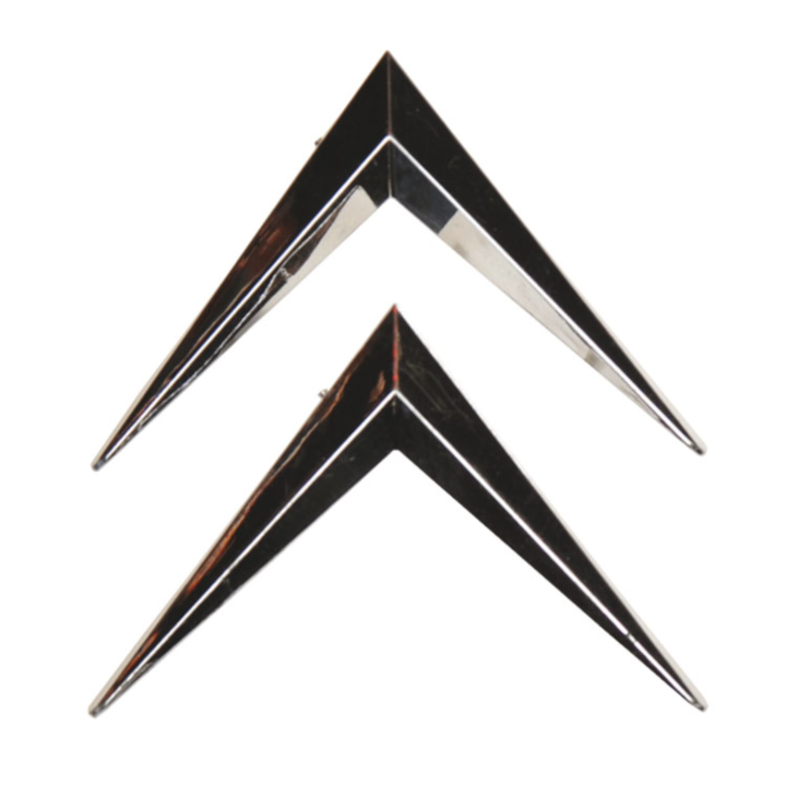 JEU DE 2 CHEVRONS EN PLASTIQUE CHROMÉS