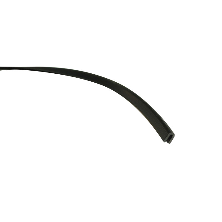 JOINT CAOUTCHOUC D'ENJOLIVEUR DE ROUE 670MM